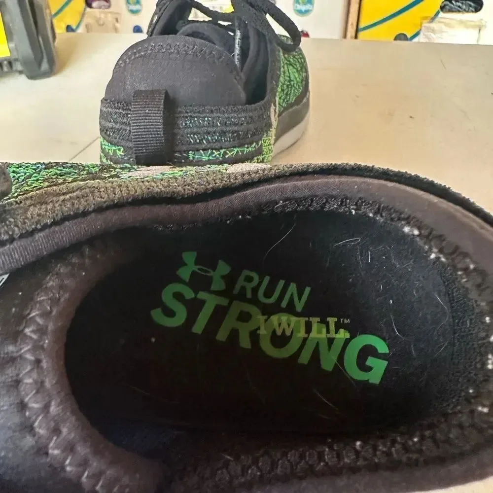 Under Armour Black and Green Running Shoes